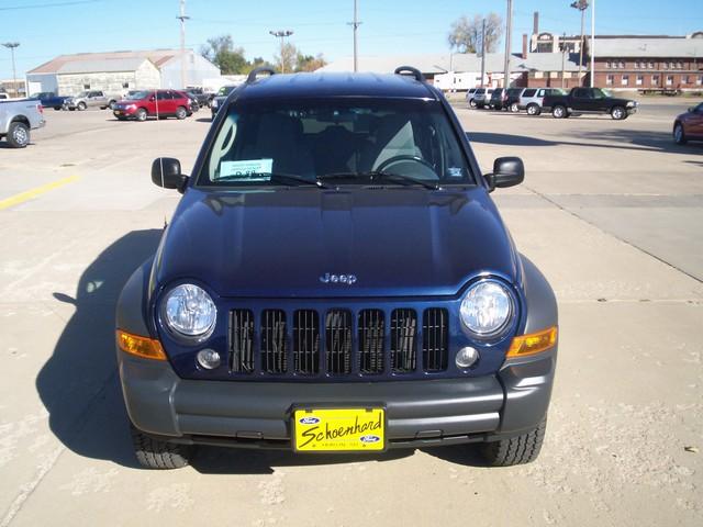 Jeep Liberty 2006 photo 1