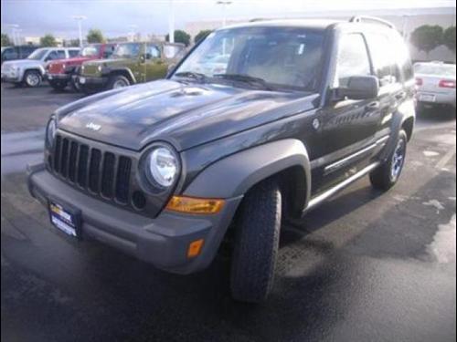 Jeep Liberty 2006 photo 2