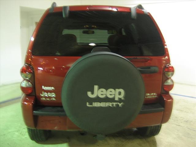 Jeep Liberty 2006 photo 4