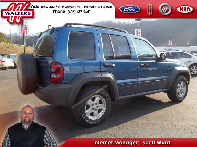 Jeep Liberty 2006 photo 3