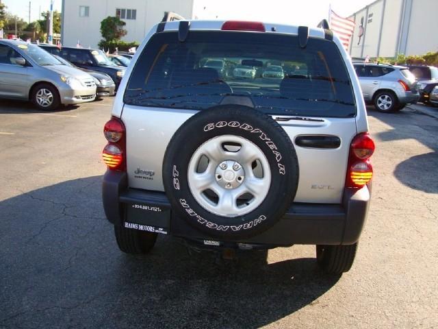Jeep Liberty 2006 photo 5