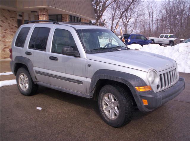 Jeep Liberty 2006 photo 1