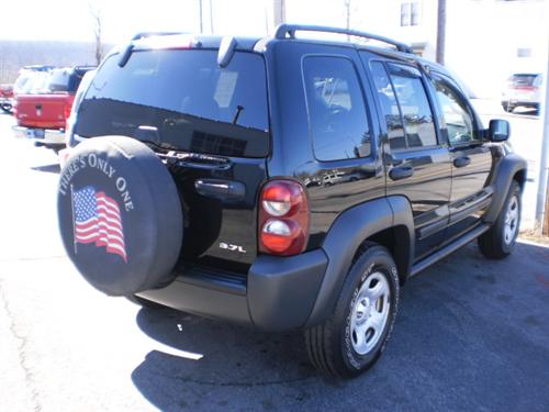 Jeep Liberty 2006 photo 3