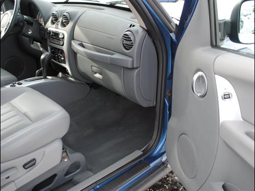 Jeep Liberty 2006 photo 5