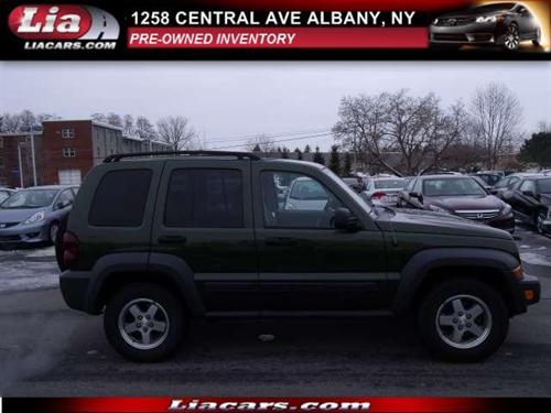 Jeep Liberty 2006 photo 4