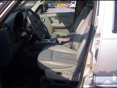 Jeep Liberty 2006 photo 5