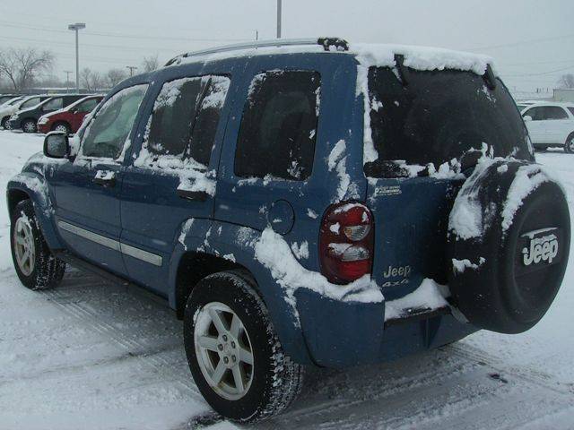 Jeep Liberty 2006 photo 3