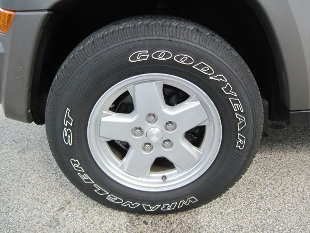 Jeep Liberty 2006 photo 4