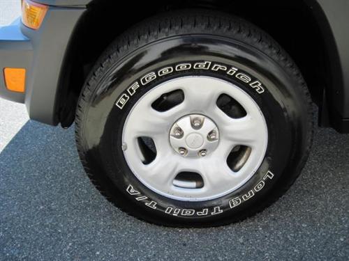 Jeep Liberty 2006 photo 4