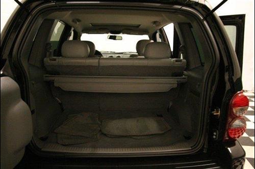 Jeep Liberty 2006 photo 4