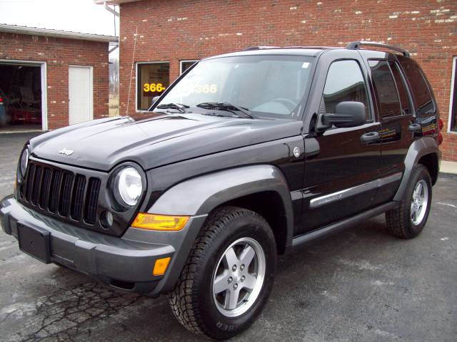 Jeep Liberty 2006 photo 2