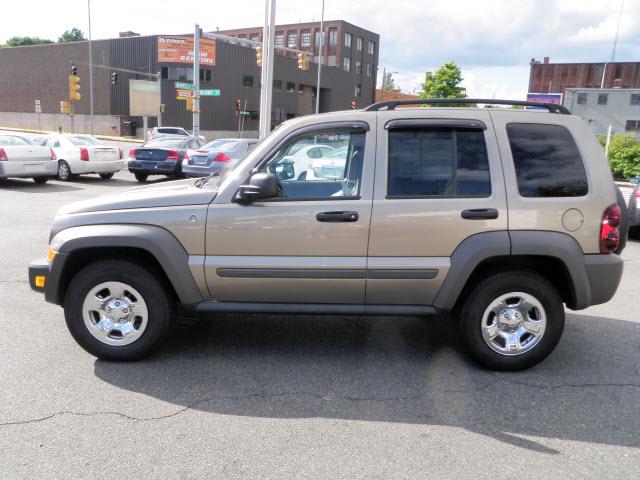 Jeep Liberty 2006 photo 3
