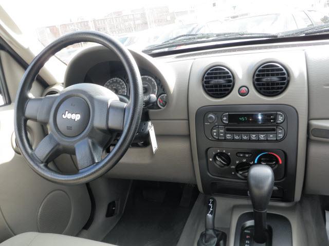 Jeep Liberty 2006 photo 5