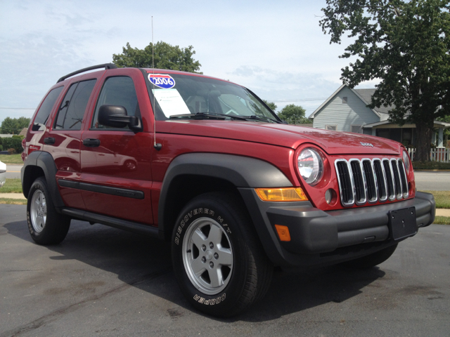 Jeep Liberty 2006 photo 4