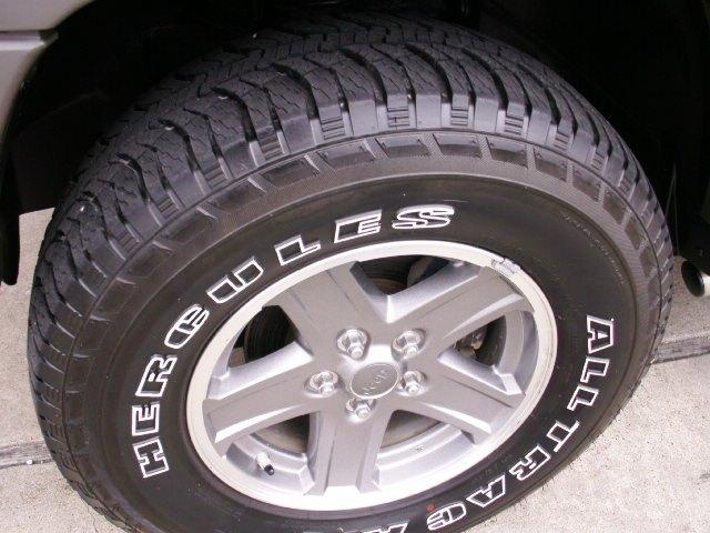 Jeep Liberty 2006 photo 5