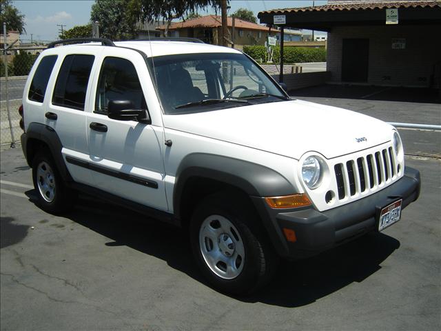 Jeep Liberty 2006 photo 1