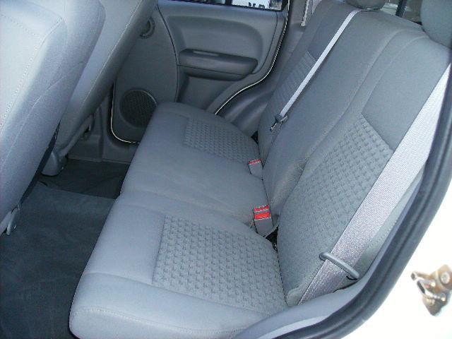 Jeep Liberty 2006 photo 3