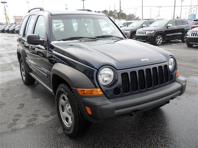 Jeep Liberty 2006 photo 2