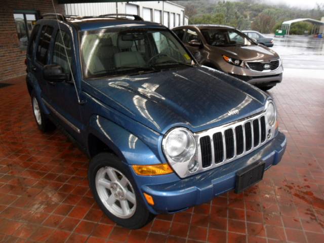 Jeep Liberty 2006 photo 1