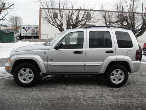 Jeep Liberty 2006 photo 4