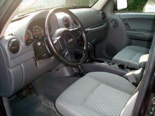 Jeep Liberty 2006 photo 5