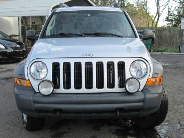 Jeep Liberty Lariat Crew Cab 2WD Super Duty SUV