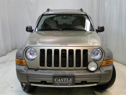 Jeep Liberty 2006 photo 2
