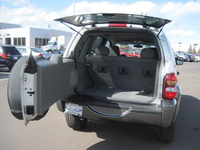 Jeep Liberty 2006 photo 5