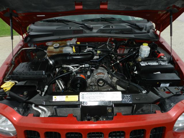 Jeep Liberty 2006 photo 18