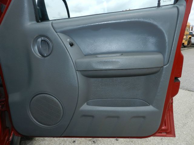 Jeep Liberty 2006 photo 22