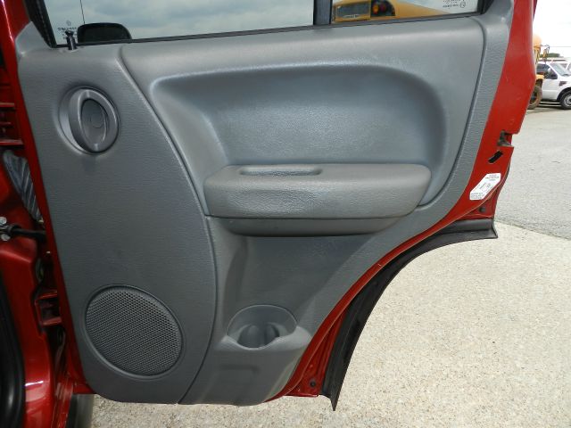 Jeep Liberty 2006 photo 23