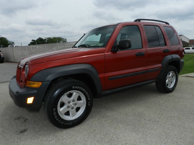 Jeep Liberty 2006 photo 29