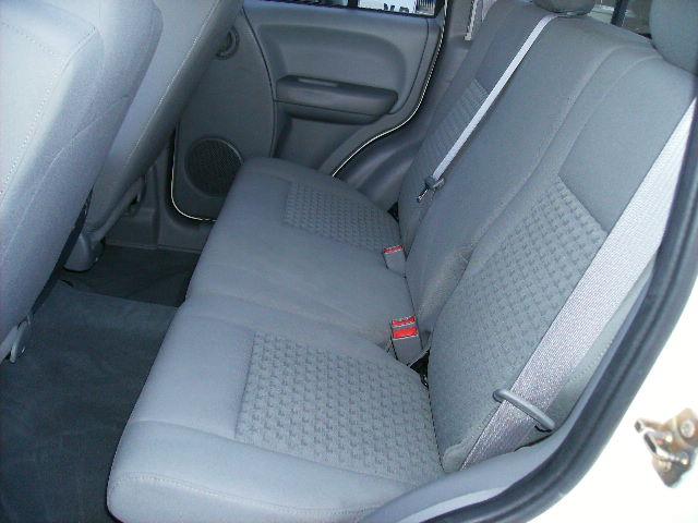 Jeep Liberty 2006 photo 3