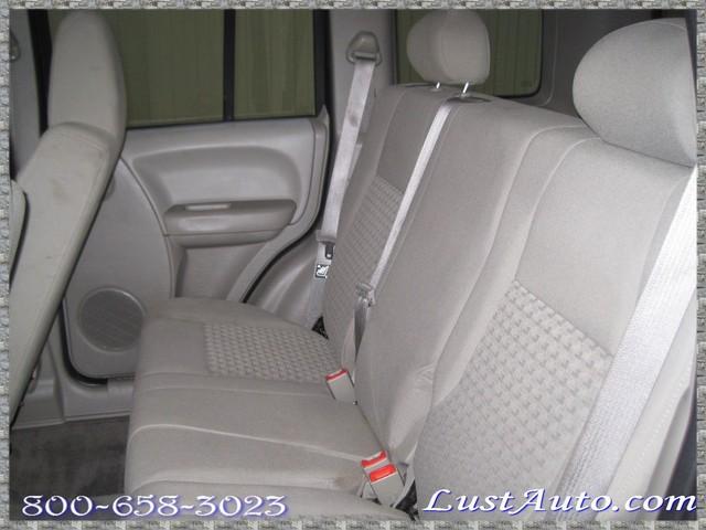 Jeep Liberty 2006 photo 5