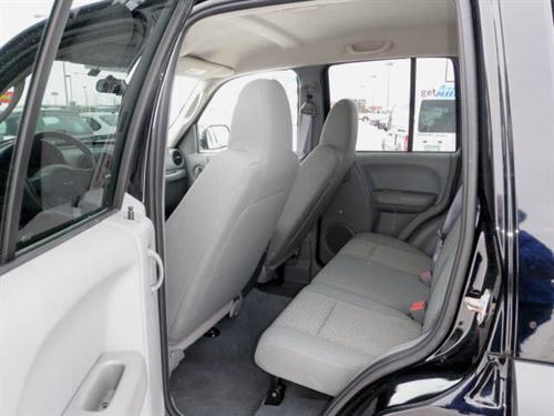 Jeep Liberty 2006 photo 3