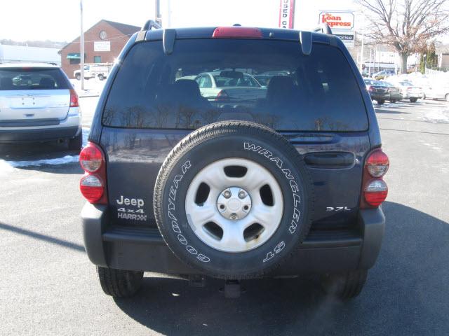 Jeep Liberty 2006 photo 5