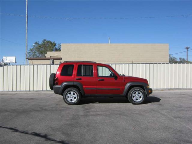 Jeep Liberty 2006 photo 1