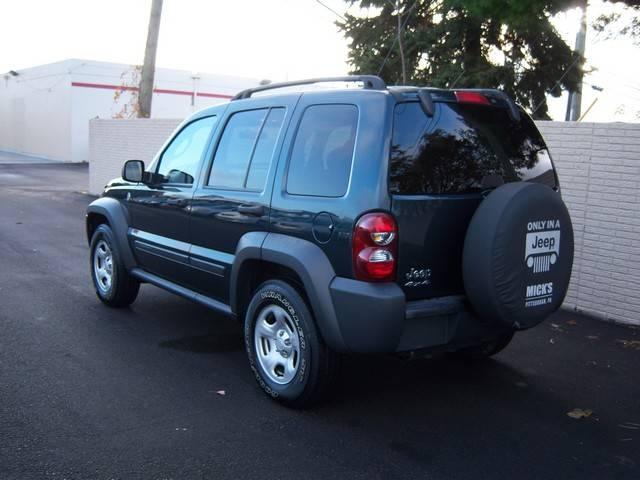 Jeep Liberty 2006 photo 3