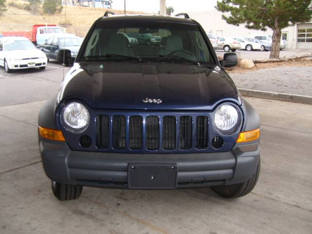 Jeep Liberty 2006 photo 4