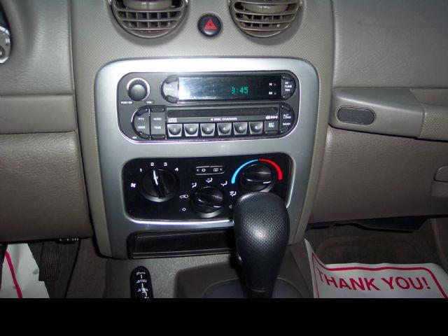 Jeep Liberty 2006 photo 4