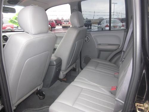 Jeep Liberty 2006 photo 1