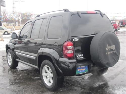 Jeep Liberty 2006 photo 4