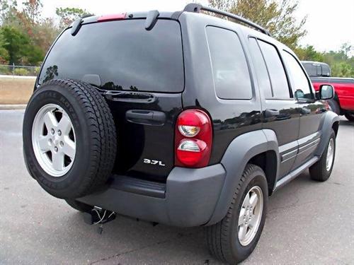 Jeep Liberty 2006 photo 3
