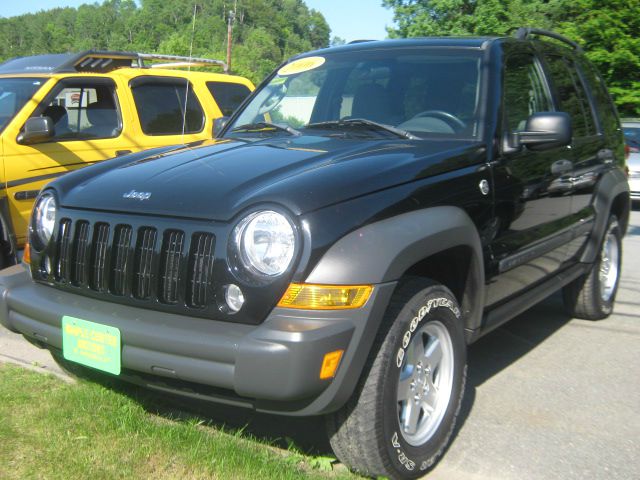 Jeep Liberty 2006 photo 4