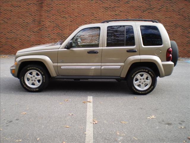 Jeep Liberty 2006 photo 1