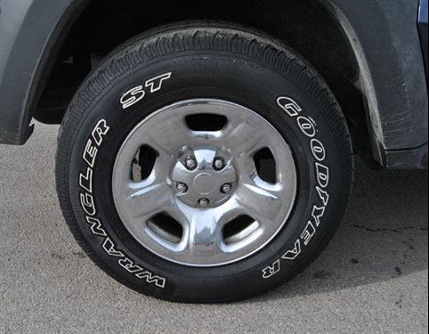 Jeep Liberty 2006 photo 2