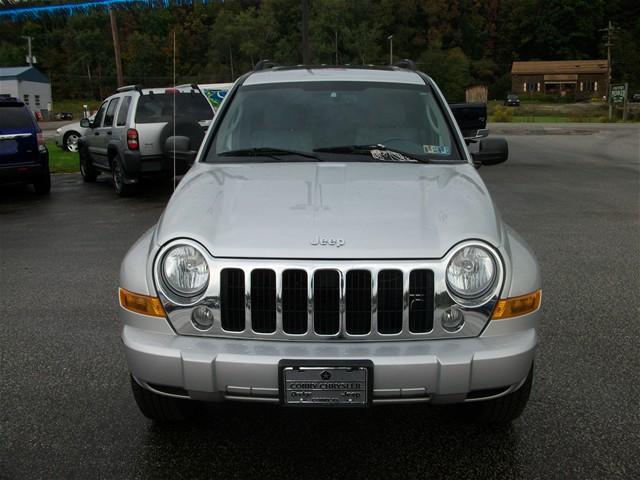 Jeep Liberty 2006 photo 1
