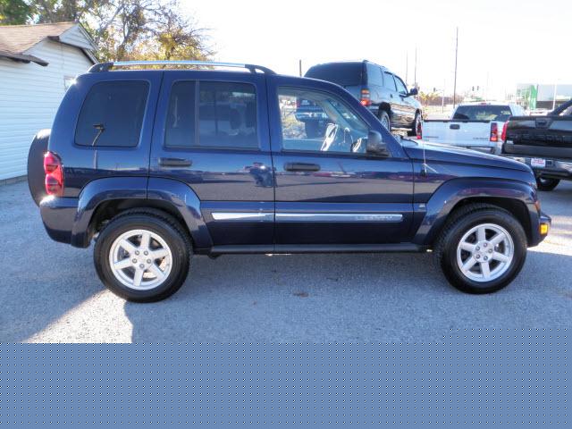 Jeep Liberty 2006 photo 1