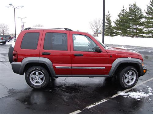 Jeep Liberty 2006 photo 3