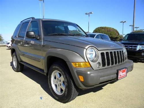 Jeep Liberty 2006 photo 2